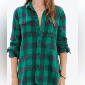 GENTLY WORN MADEWELL XS BUFFALO GREEN BLACK PLAID LONG SLEEVE SHIRT